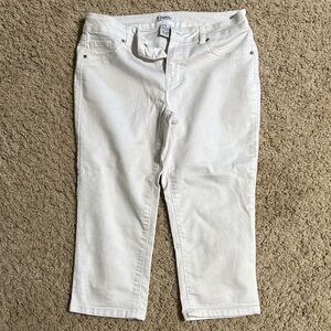 d. jeans Women’s Crisp White Relaxed capri Jeans size 8